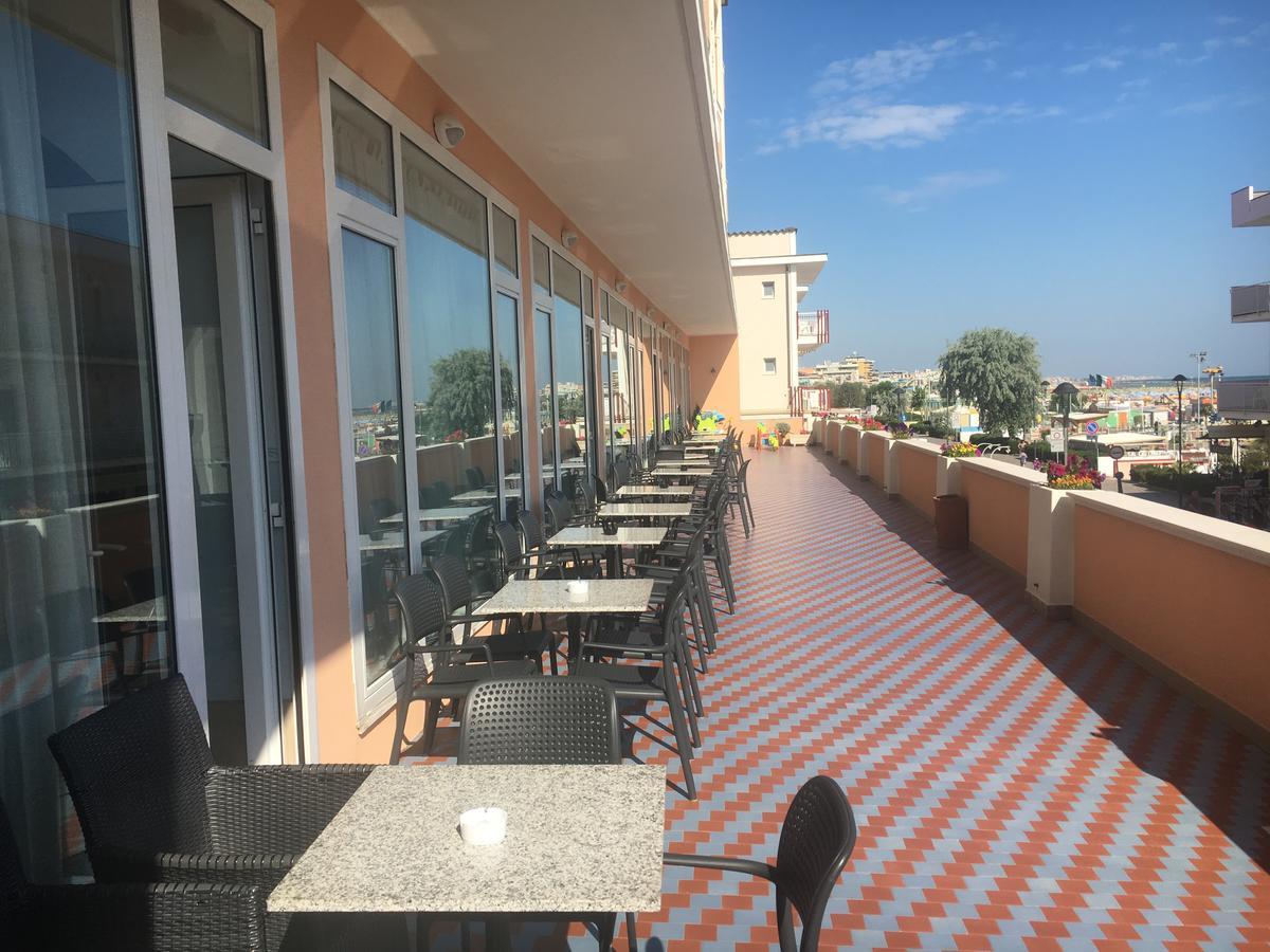 Hotel Alexander Resort Rimini Exterior foto